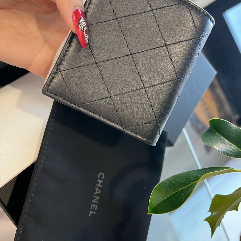 Chanel Small Flap Wallet - Picture 6 of 12